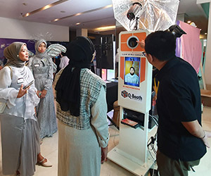 Software desktop untuk photobooth dan photostudio dengan teknologi Generative AI pertama di Indonesia
